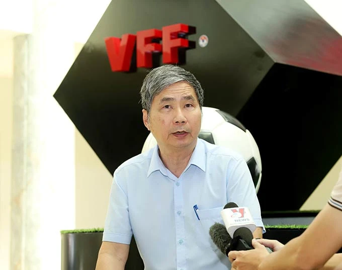 Ông Dương Nghiệp Khôi được VFF giao nhiệm vụ làm trưởng đoàn đội tuyển Việt Nam trong trận ra quân vòng loại 2 World 2026 gặp đội tuyển Philippines trên sân khách