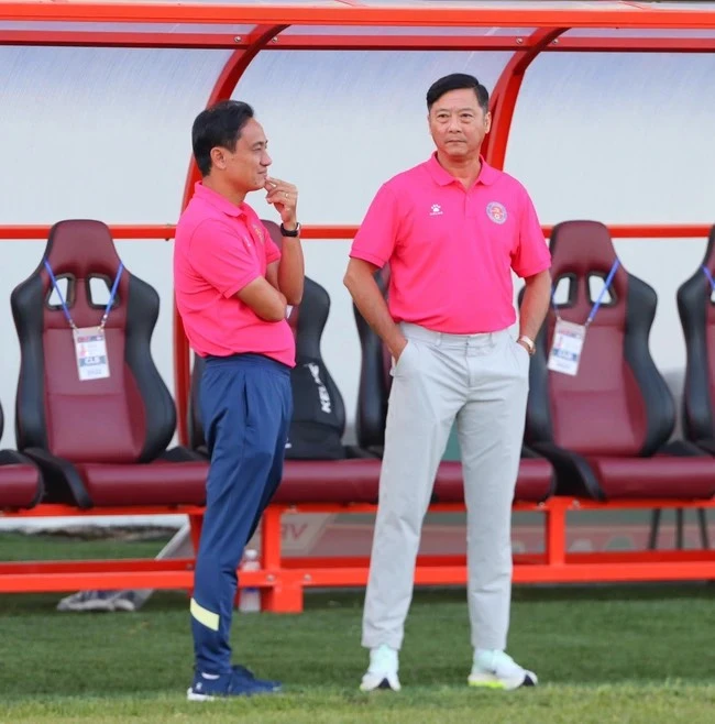 HLV Lê Huỳnh Đức và Phùng Thanh Phương khi cùng ở cabin chỉ đạo Sài Gòn FC