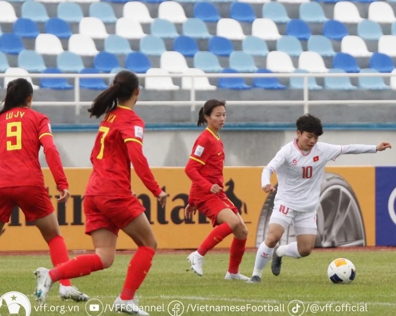 HLV Akira Ijiri nói gì sau khi đội U20 nữ Việt Nam dừng bước sớm ở giải U20 châu Á?- Ảnh 1.
