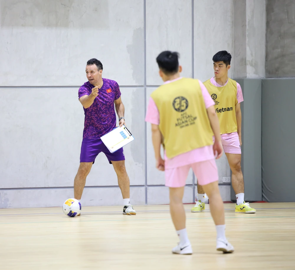 Đội tuyển futsal Việt Nam thoải mái trước cuộc so tài với Thái Lan- Ảnh 2.