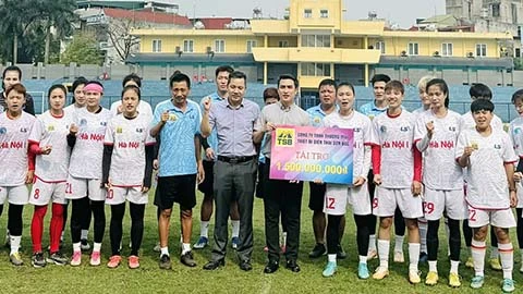 Đội nữ Hà Nội I nhận được sự khích lệ rất lớn trước mùa bóng qua số tiền tài trợ 1,5 tỷ đồng từ Công ty Thái Sơn Bắc