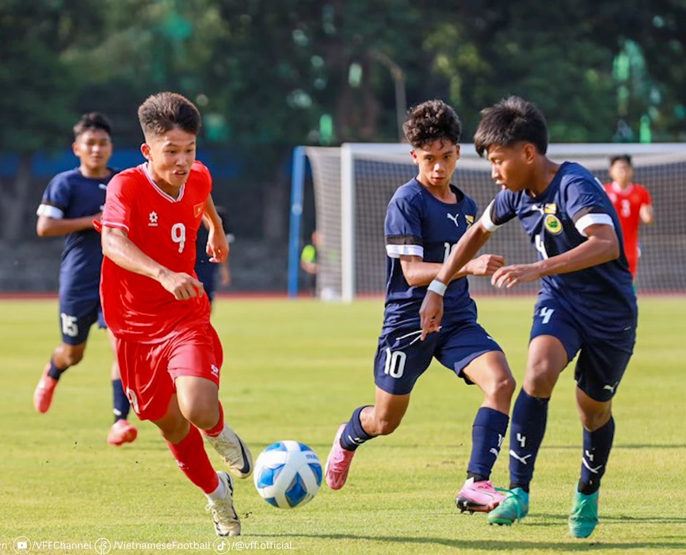 U16 Việt Nam dễ dàng giành 3 điểm ở trận ra quân