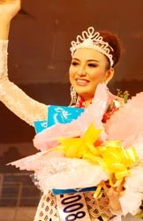 Cuộc thi Hoa hậu Du lịch Việt Nam 2008: Hoa hậu vẫn chưa nhận… tiền thưởng!