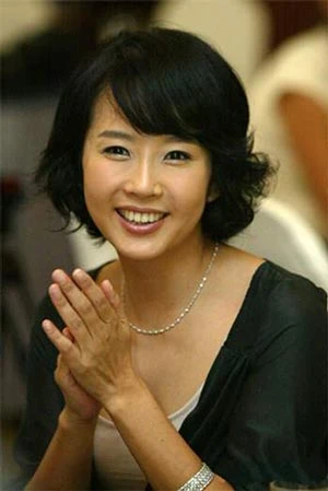Nữ diễn viên Hàn Quốc Choi Jin Sil tự tử tại nhà riêng