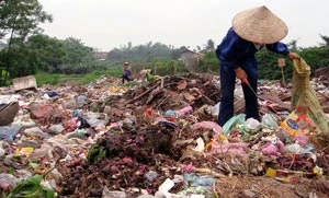 Nông thôn “ngập”… rác