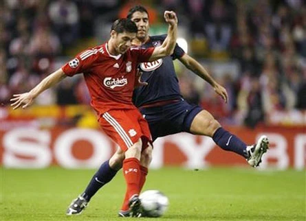 Champions League 2008-2009 (bảng D): Liverpool thoát hiểm ở phút cuối
