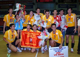 Chung kết giải bóng chuyền các đội mạnh toàn quốc năm 2008: Tân binh đăng quang!