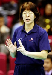 Thành công của tuyển nữ bóng chuyền Mỹ Có bóng dáng của một người Trung Quốc
