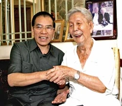 Mừng thọ Giáo sư Trần Văn Giàu 98 tuổi - Thầy Trần Văn Giàu, một tấm gương phấn đấu