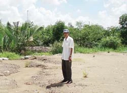 Khu tái định cư T30 ở ấp 1 xã Phước Lộc huyện Nhà Bè: Không điện, không nước...