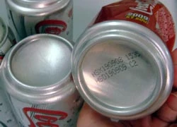 Phát hiện nhiều lon nước giải khát Coca-Cola không có hạn sử dụng