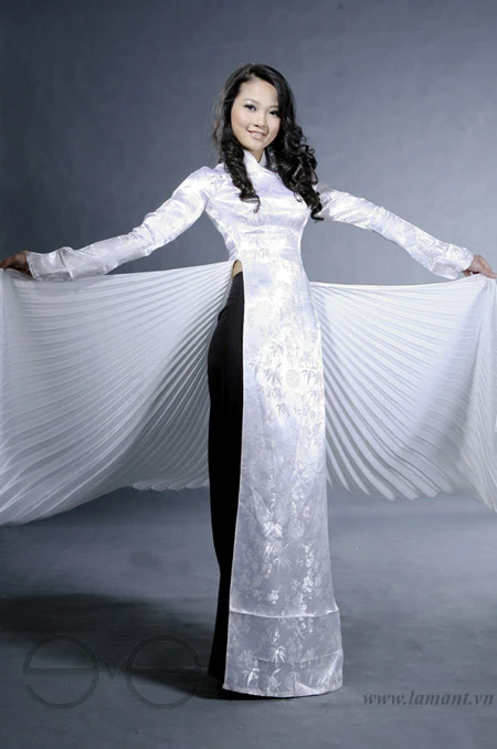 Thi Hoa hậu quốc tế 2009: Trần Thị Quỳnh sẽ mặc áo dài 4 lần