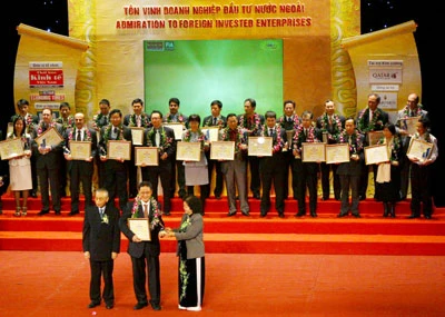 Tôn vinh 80 doanh nghiệp FDI đạt giải thưởng Rồng vàng 2009