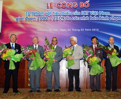 10 nhân vật CNTT- Viễn thông Việt Nam tiêu biểu 2000-2009