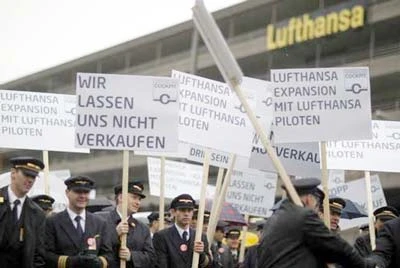 Đức: Phi công hãng hàng không Lufthansa tạm ngưng đình công