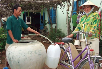 Đồng bằng sông Cửu Long: Dồn sức chống hạn và xâm mặn