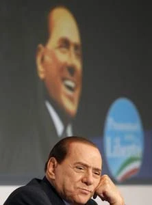 Italy: Thủ tướng Silvio Berlusconi lại bị điều tra tội đe dọa quan chức chính phủ