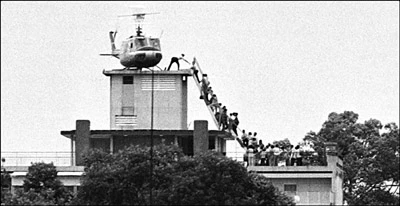 CIA và các tướng lĩnh Sài Gòn - Kỳ 11: Đầu hàng và di tản