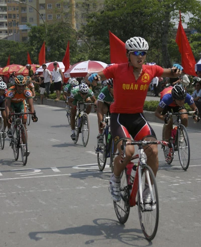 Đua xe đạp Cúp truyền hình TPHCM lần thứ 22-2010: Trần Văn Quyền lên tiếng