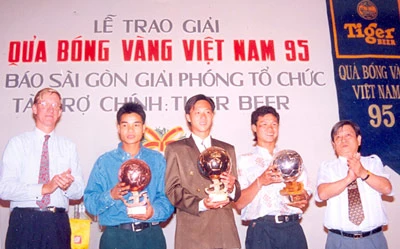 Đêm Gala Quả bóng vàng Việt Nam 2009: Dấu ấn 15 năm