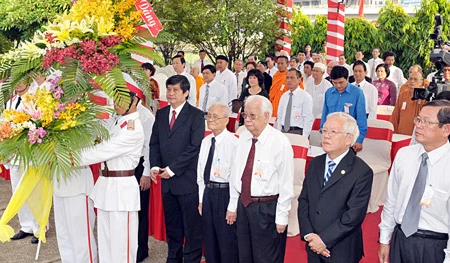 Đồng lòng xây dựng TPHCM văn minh-hiện đại-nghĩa tình