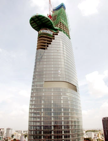 Hoàn thành tầng thứ 68 của tòa nhà cao nhất TPHCM