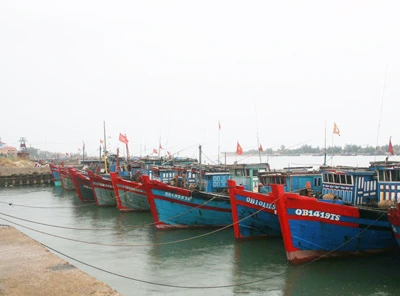 Quảng Ngãi cứu thêm được 71 ngư dân bị nạn