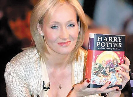 Tấm lòng của nhà văn tỷ phú J.K.Rowling | BÁO SÀI GÒN GIẢI PHÓNG