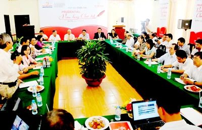 Báo Sài Gòn Giải Phóng: Khởi động cuộc thi “Prudential - Văn hay chữ tốt” tại ĐBSCL
