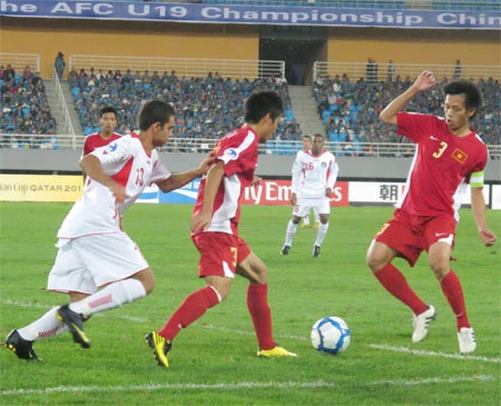Giải vô địch U19 châu Á 2010 - Bảng C: Việt Nam thắng Jordan 2 - 1