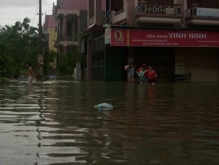 Hà Tĩnh: Chìm trong biển nước