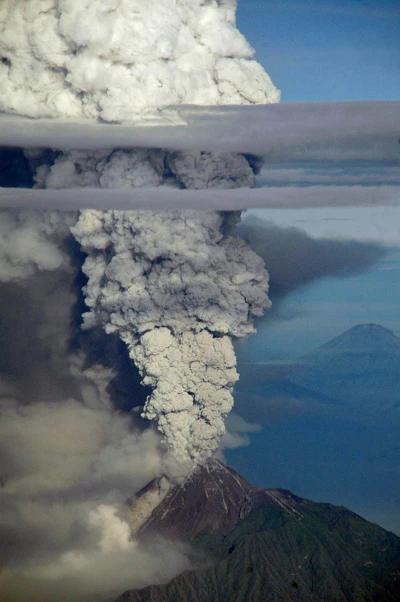 Indonesia: núi lửa Merapi tiếp tục phun trào, 49 người thiệt mạng