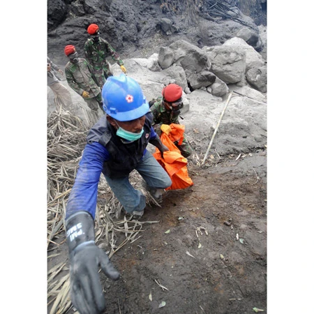 Indonesia: 153 người đã chết do núi lửa