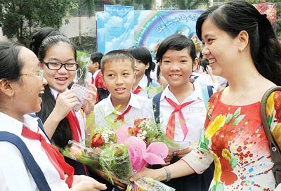 Nhiều hoạt động chào mừng ngày Nhà giáo Việt Nam