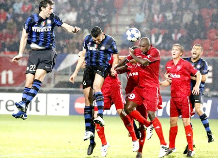 Trước trận Inter Milan - Twente (2 giờ 45 ngày 25-11): Inter lâm nguy