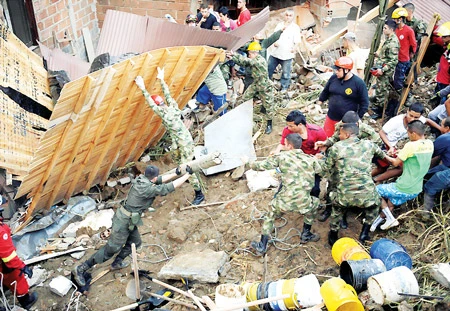 Lở đất tại Colombia, chôn vùi hàng trăm người