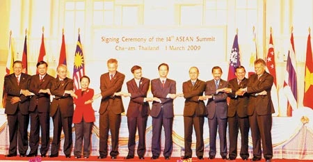 Luôn nỗ lực hết mình vì một ASEAN vững mạnh, đoàn kết (*)