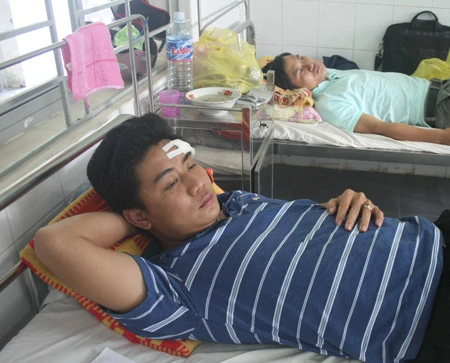 Lâm Đồng, Quảng Nam: Lâm tặc tấn công kiểm lâm, cán bộ bảo vệ rừng