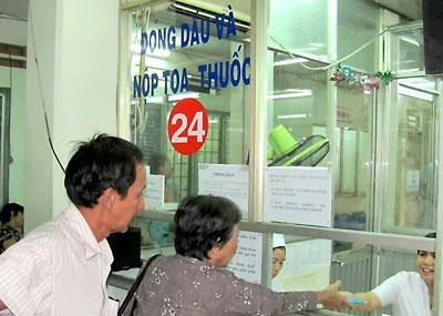 Bệnh viện lo “đứt” nguồn cung ứng thuốc