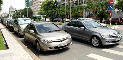 Cho ô tô vào trung tâm TPHCM theo ngày chẵn lẻ: Nên thí điểm, xem xét hiệu quả