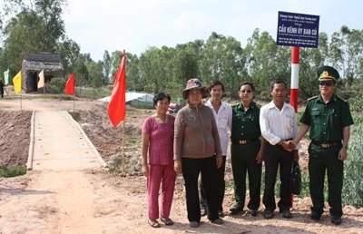 Khánh thành hai cây cầu bê tông tại Long An