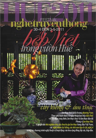 Bếp Việt trong vườn Huế