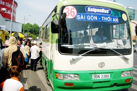 Văn hóa trên xe buýt - Phải từ hai phía