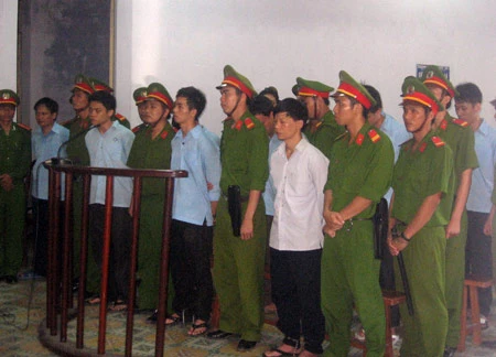 Đà Nẵng: 2 đối tượng côn đồ lãnh án tử hình