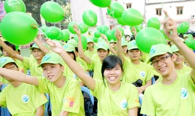 Chiến dịch Tiêu dùng sản phẩm xanh lần 2-2011 - Đông đảo thanh niên tham gia