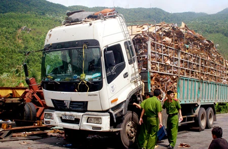 Kịp dập tắt vụ cháy nguy hiểm trong hầm Hải Vân