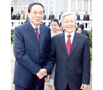 Tổng Bí thư, Chủ tịch Quốc hội Nguyễn Phú Trọng thăm chính thức CHDCND Lào - Phấn đấu đưa kim ngạch thương mại hai chiều đạt 2 tỷ USD vào năm 2015