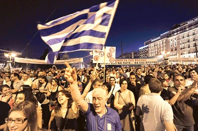 Chính phủ Hy Lạp vượt qua cuộc bỏ phiếu tín nhiệm - EU tạm thở phào