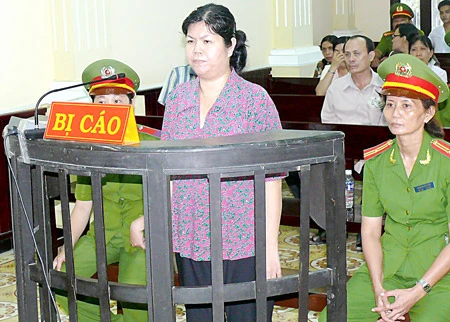 Bộ mặt thật của tổ chức Việt Tân - Bài 1: Qua cầu rút ván