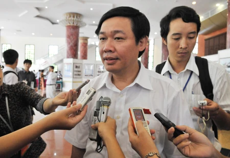Bộ trưởng Tài chính Vương Đình Huệ: Cần điều chỉnh một số điểm trong các giải pháp hỗ trợ thuế